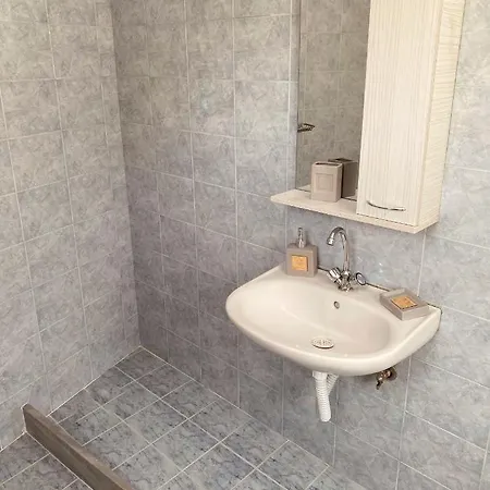 Family House Arhángelosz