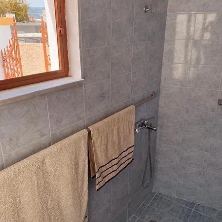 Archangelos Family House * Archangelos (Rhodes)
