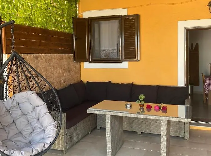 Family House Apartament Archangelos (Rhodes)