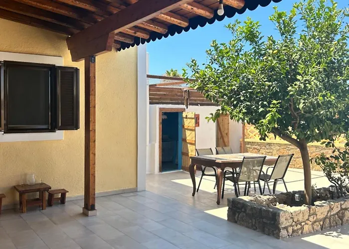 Family House Daire Archangelos (Rhodes)