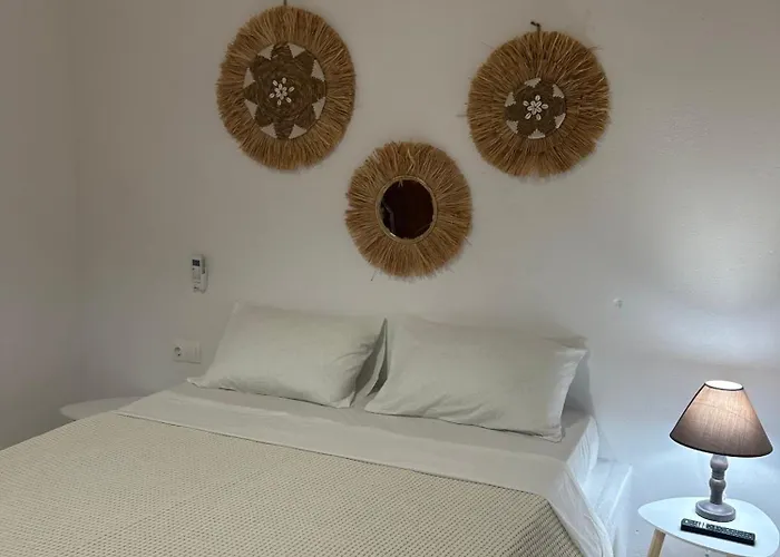 Family House * 아크앤젤로스